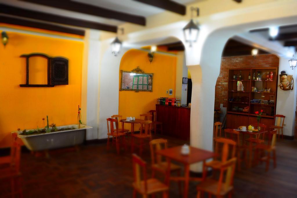 Anata Hostal La Paz Esterno foto