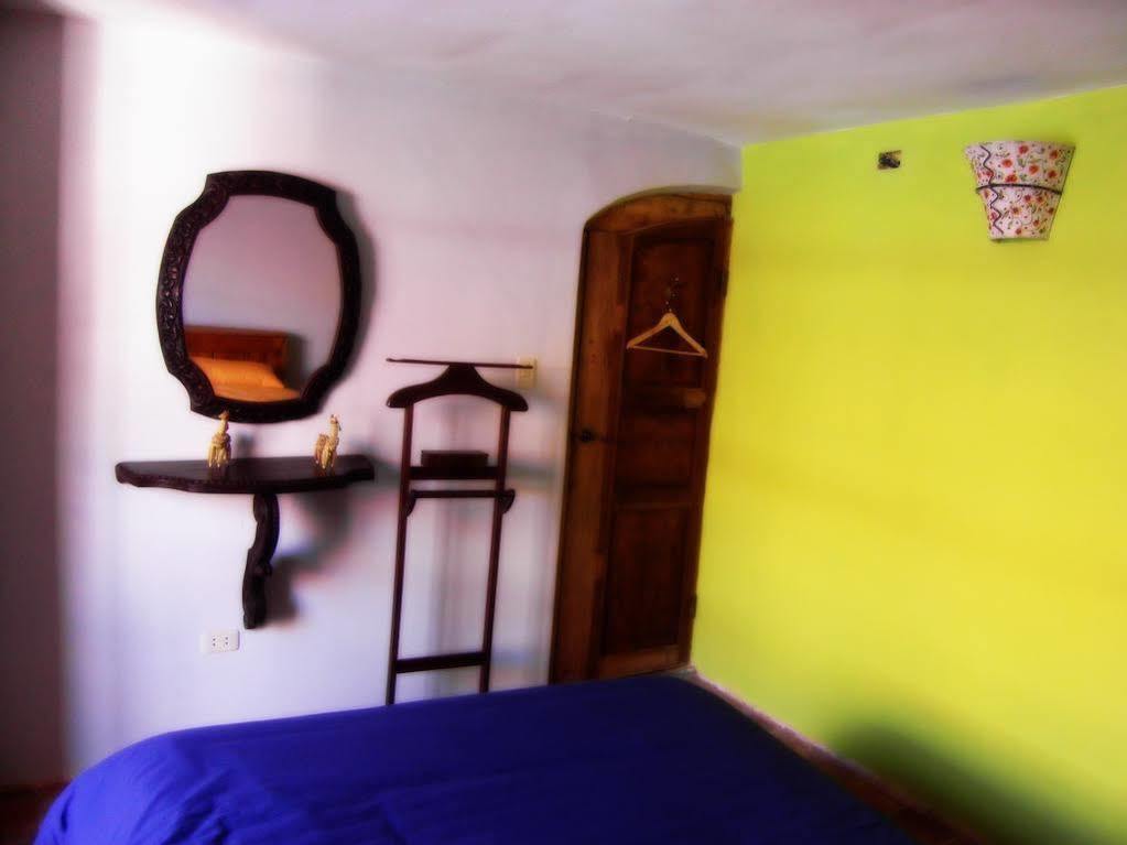 Anata Hostal La Paz Esterno foto